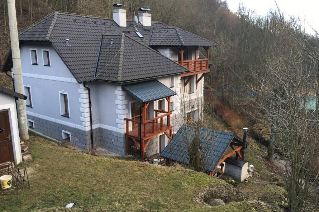 Villa Vykmanov Medenec Eksteriør billede